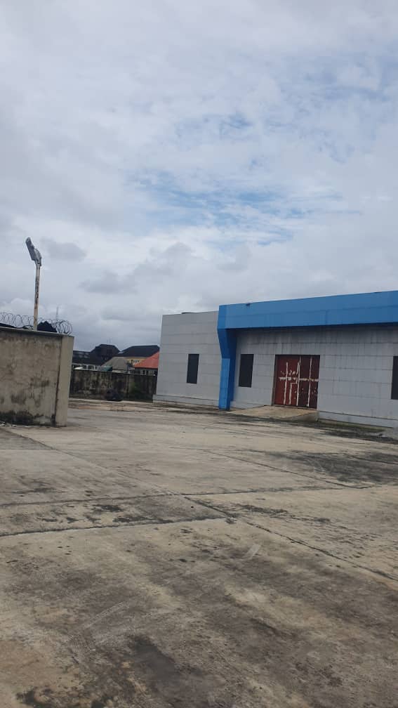 FOR SALE: Prime Warehouse Property